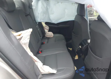 2015 Toyota Camry Le z USA, uszkodzony, nr VIN 4T1BF1FK1FU045791